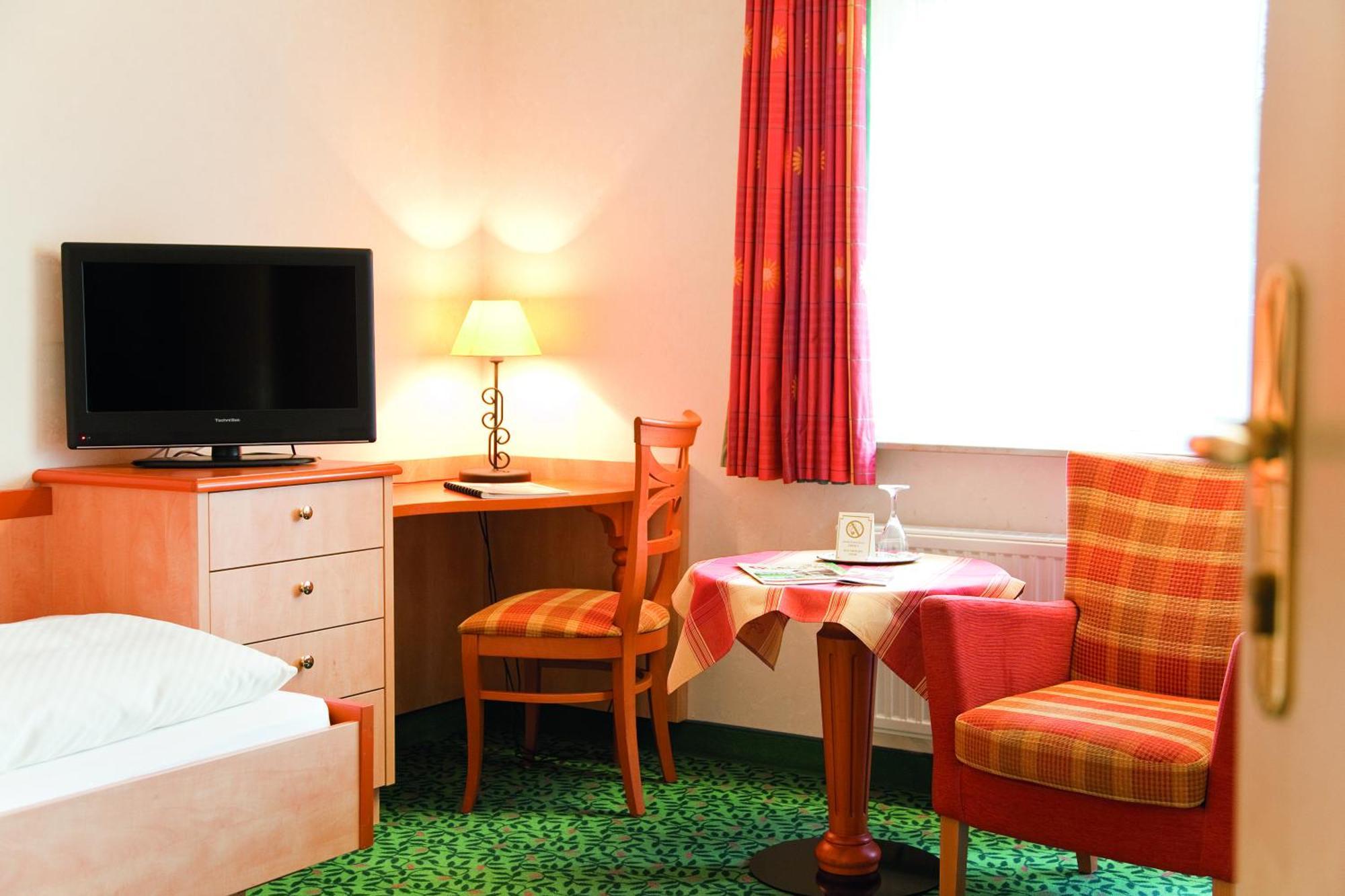 Landkomfort Hotel Elsenmann Willingen  Ruang foto