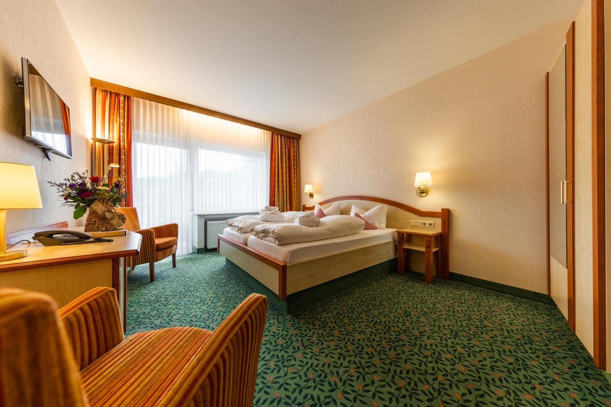 Landkomfort Hotel Elsenmann Willingen  Ruang foto